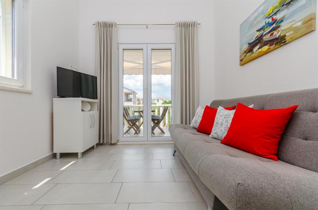 Apartments And Room Maestral Trogir Luaran gambar