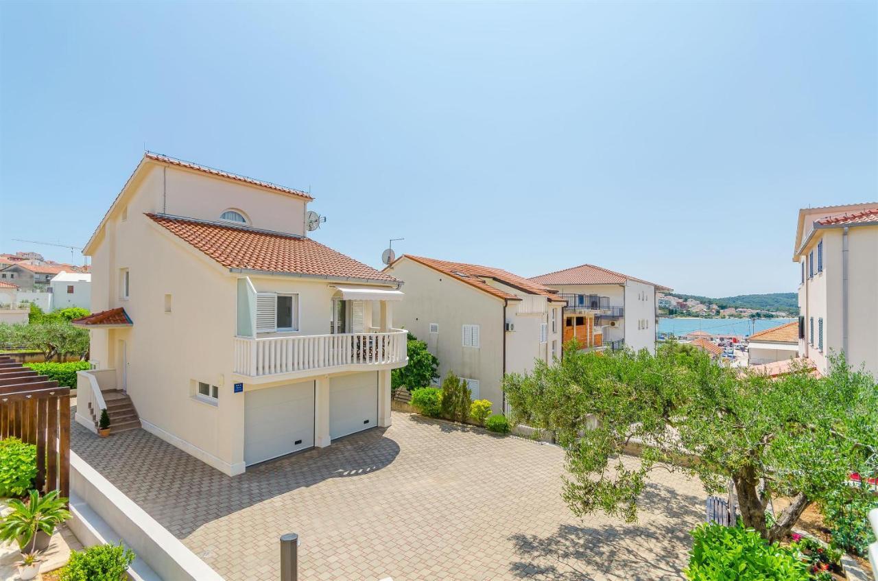 Apartments And Room Maestral Trogir Luaran gambar