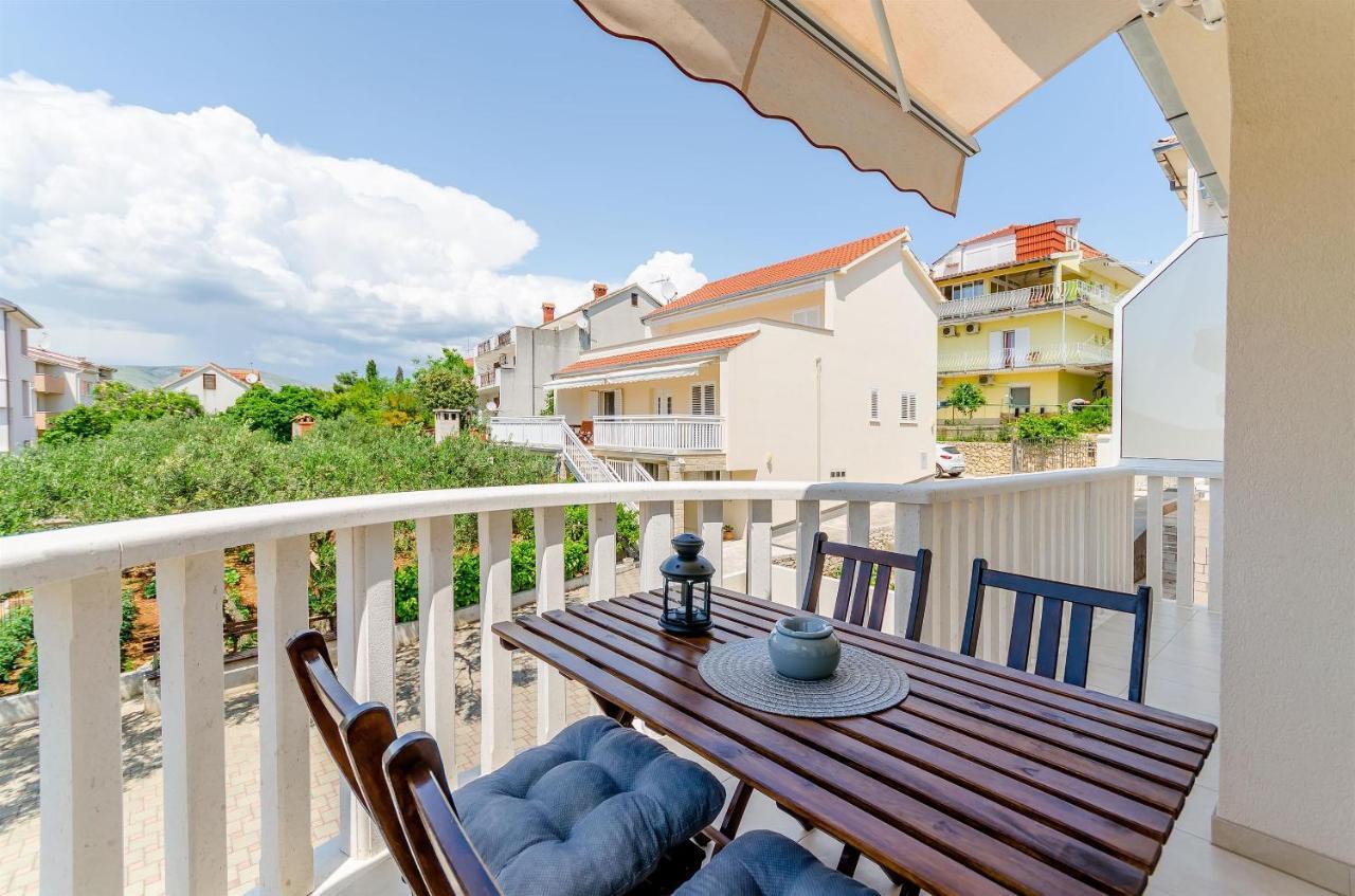 Apartments And Room Maestral Trogir Luaran gambar