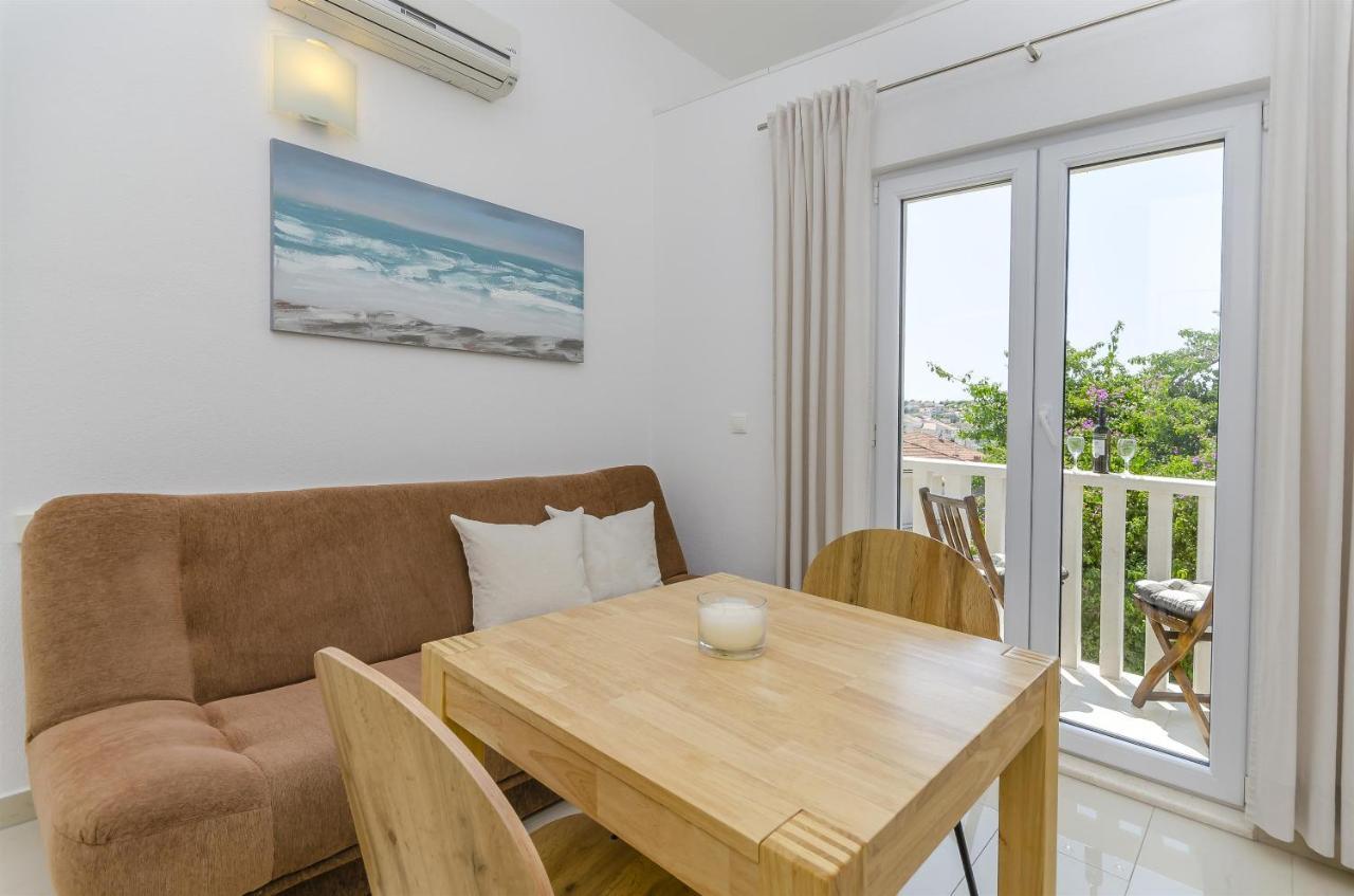 Apartments And Room Maestral Trogir Luaran gambar