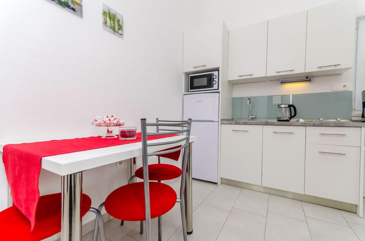 Apartments And Room Maestral Trogir Luaran gambar