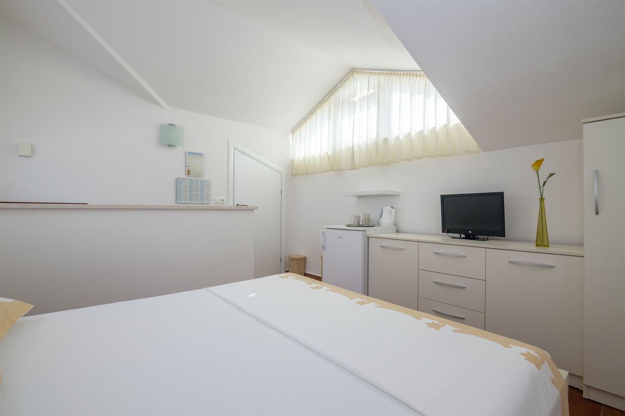 Apartments And Room Maestral Trogir Luaran gambar